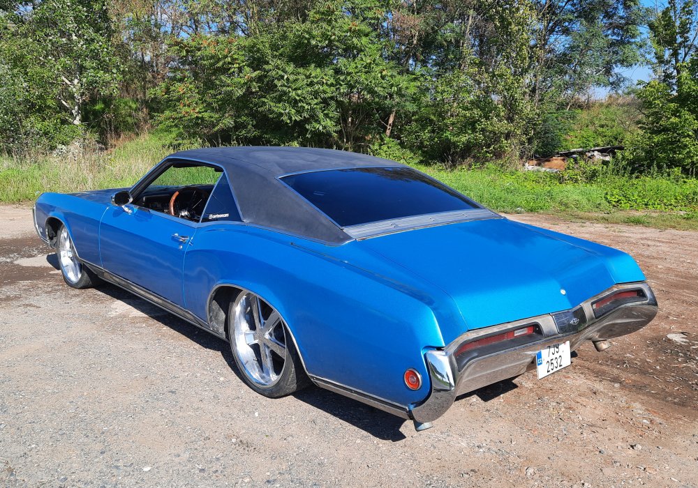 Buick Riviera 400 HP
