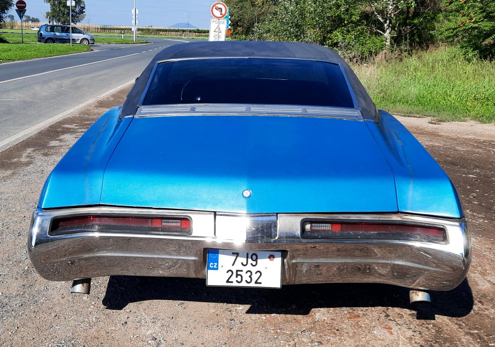 Buick Riviera 400 HP