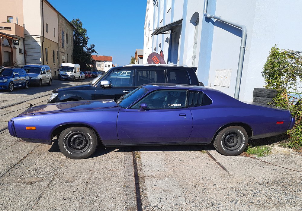 Dodge Charger SE 440