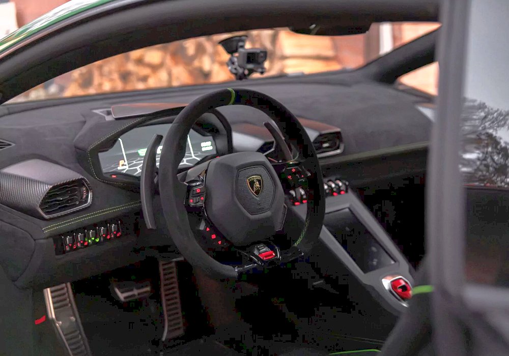 Lamborghini Huracan STO