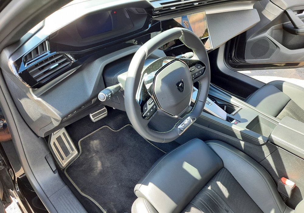 Peugeot 308 SW GT Plug-in Hybrid 225 EAT8, 2024