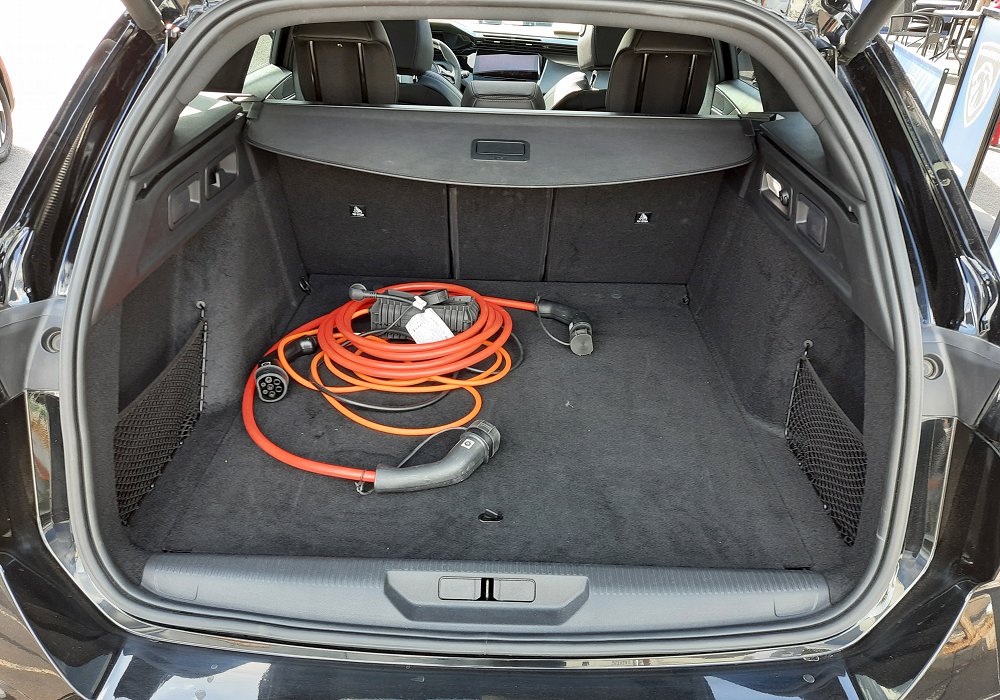 Peugeot 308 SW GT Plug-in Hybrid 225 EAT8, 2024