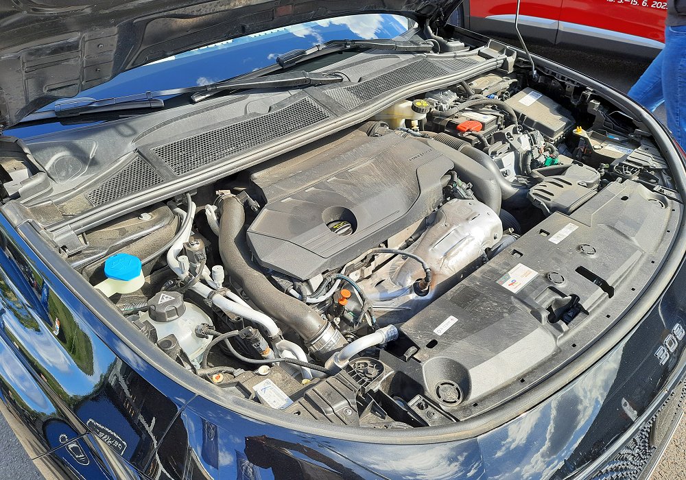 Peugeot 308 SW GT Plug-in Hybrid 225 EAT8, 2024