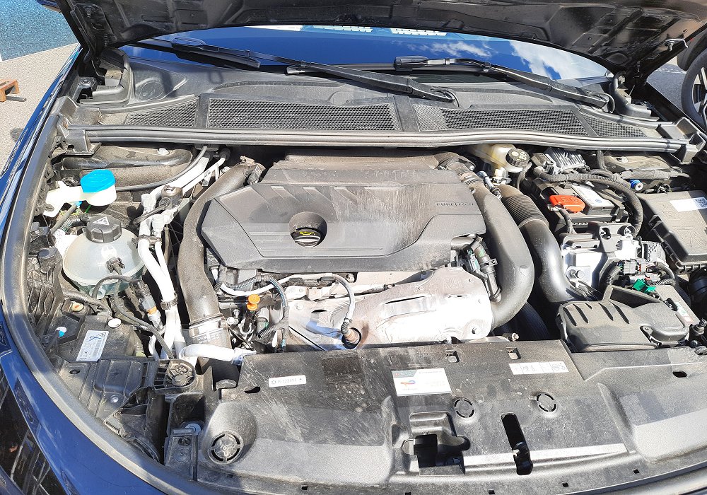 Peugeot 308 SW GT Plug-in Hybrid 225 EAT8, 2024