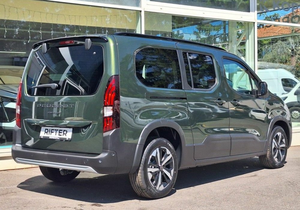Peugeot Rifter Long 1.5 BlueHDi 130 EAT8 GT, 2025