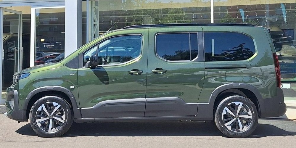 Peugeot Rifter Long 1.5 BlueHDi 130 EAT8 GT, 2025