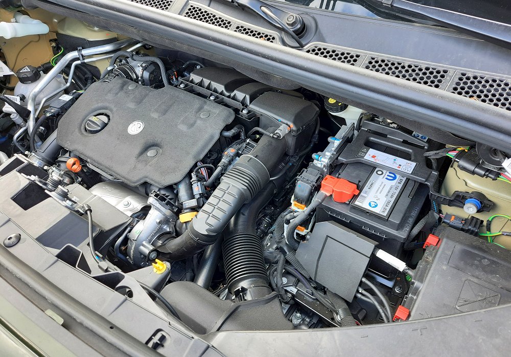 Peugeot Rifter Long 1.5 BlueHDi 130 EAT8 GT, 2025