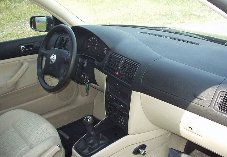 Volkswagen Golf 1.6, 2000
